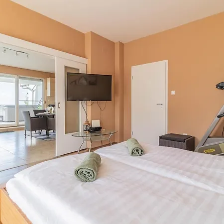 Διαμέρισμα Lakeside Panorama Penthouse W Jacuzzi & Ac By Nw Σίοφοκ